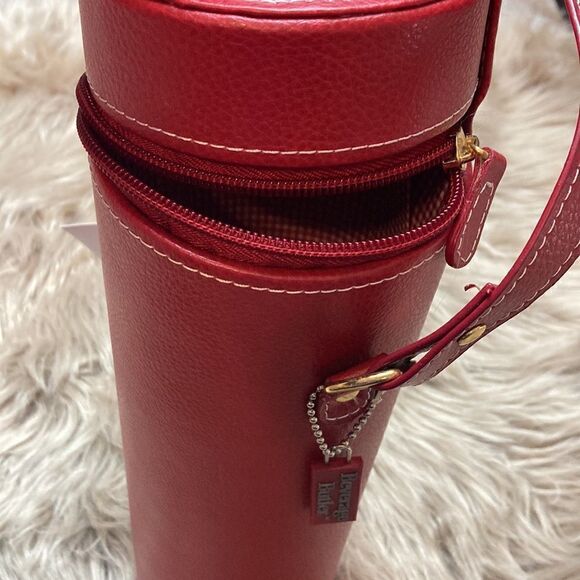 Beverage Butler Red Leather Zip Cylinder Wine Bottle Holder - Picture 5 of 8